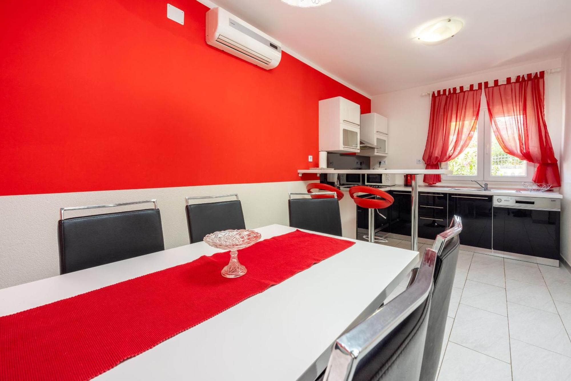 Apartment Lucija